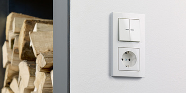JUNG KNX Taster F 10 bei Elektrotechniker-Meister Thomas Kürstner in Gerstungen